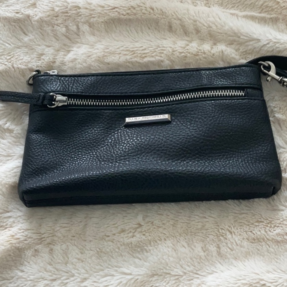 Black clutch